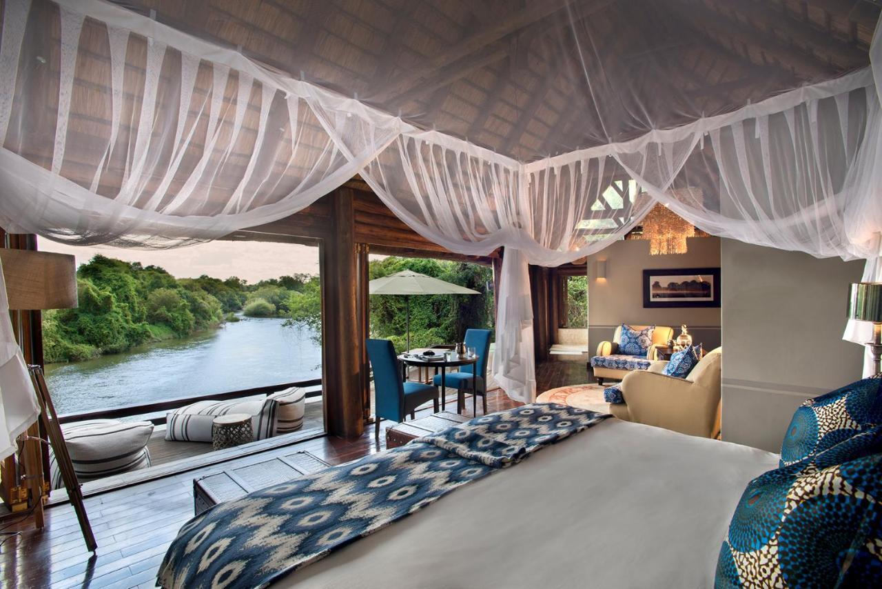 Royal Chundu Island Lodge Ливингстон Экстерьер фото